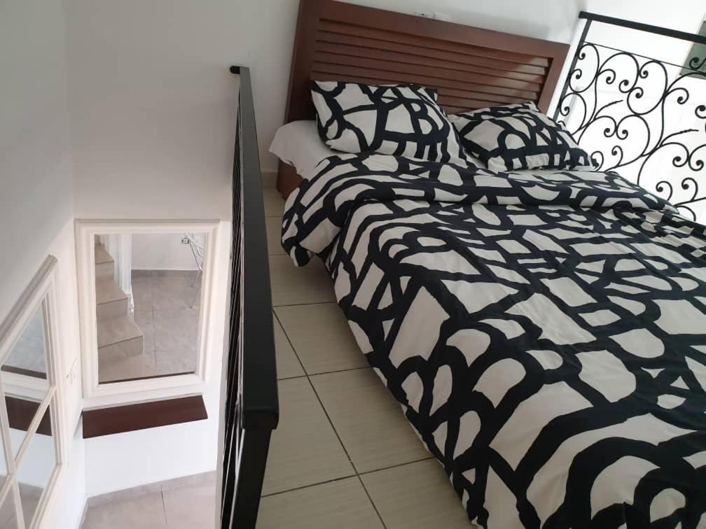 Eve Home Yaoundé エクステリア 写真